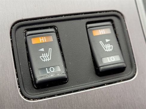 Used 2024 Nissan Murano SV w/ SV Midnight Edition Package image 18