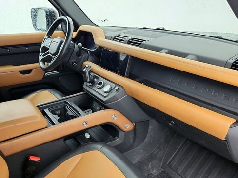 Used 2020 Land Rover Defender 110 X image 24