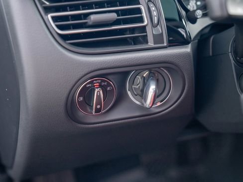 New 2026 Porsche Macan Turbo image 15