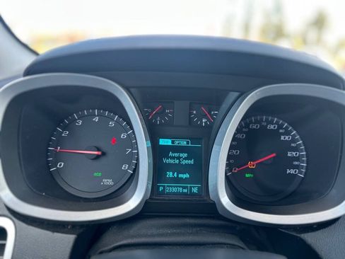 Used 2013 Chevrolet Equinox LT w/ Driver Convenience Package AWD/4WD image 15