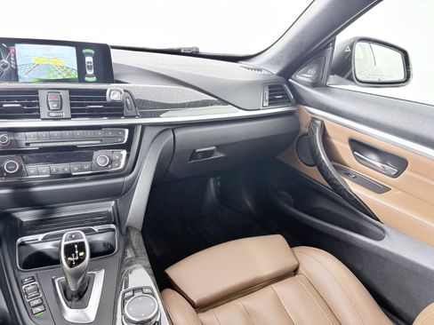 Used 2016 BMW 428i xDrive Convertible image 32