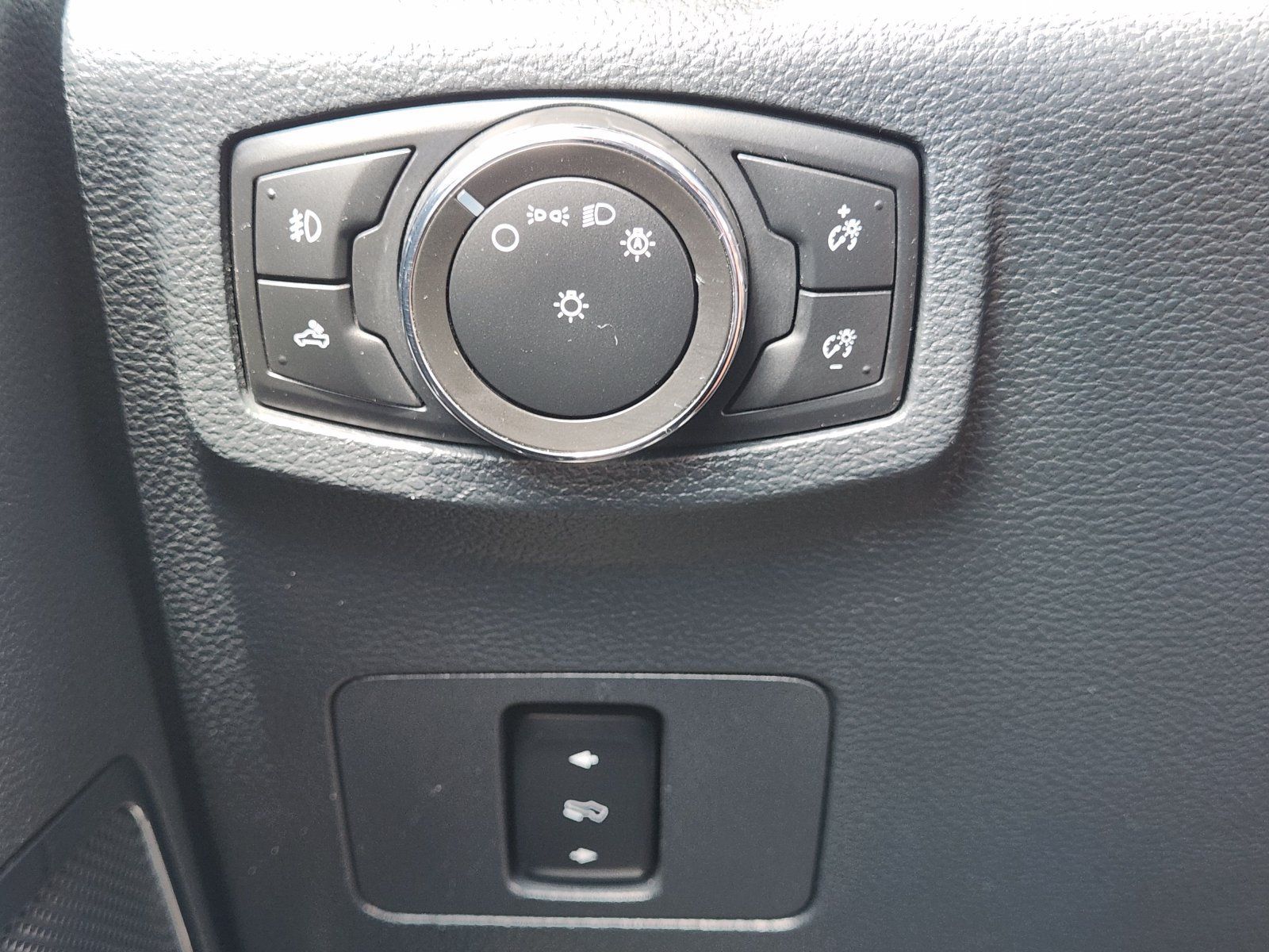 Certified 2022 Ford F250 Lariat w/ Lariat Value Package AWD/4WD image 28
