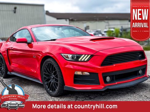 Used 2017 Ford Mustang Coupe RWD image 1