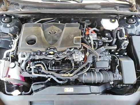Used 2025 Toyota Camry LE FWD image 28