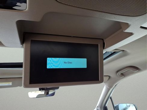 Used 2020 Honda Pilot Touring image 13