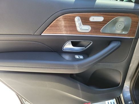 New 2025 Mercedes-Benz GLS 580 4MATIC image 39