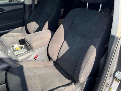 Used 2016 Nissan Pathfinder S FWD image 6