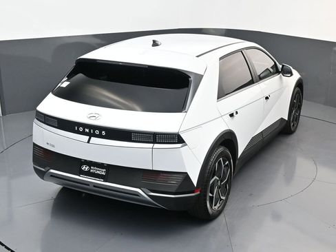 Certified 2024 Hyundai Ioniq 5 SEL image 15
