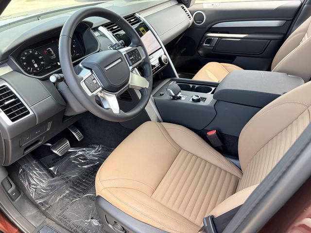 New 2026 Land Rover Discovery Limited Edition AWD/4WD image 5