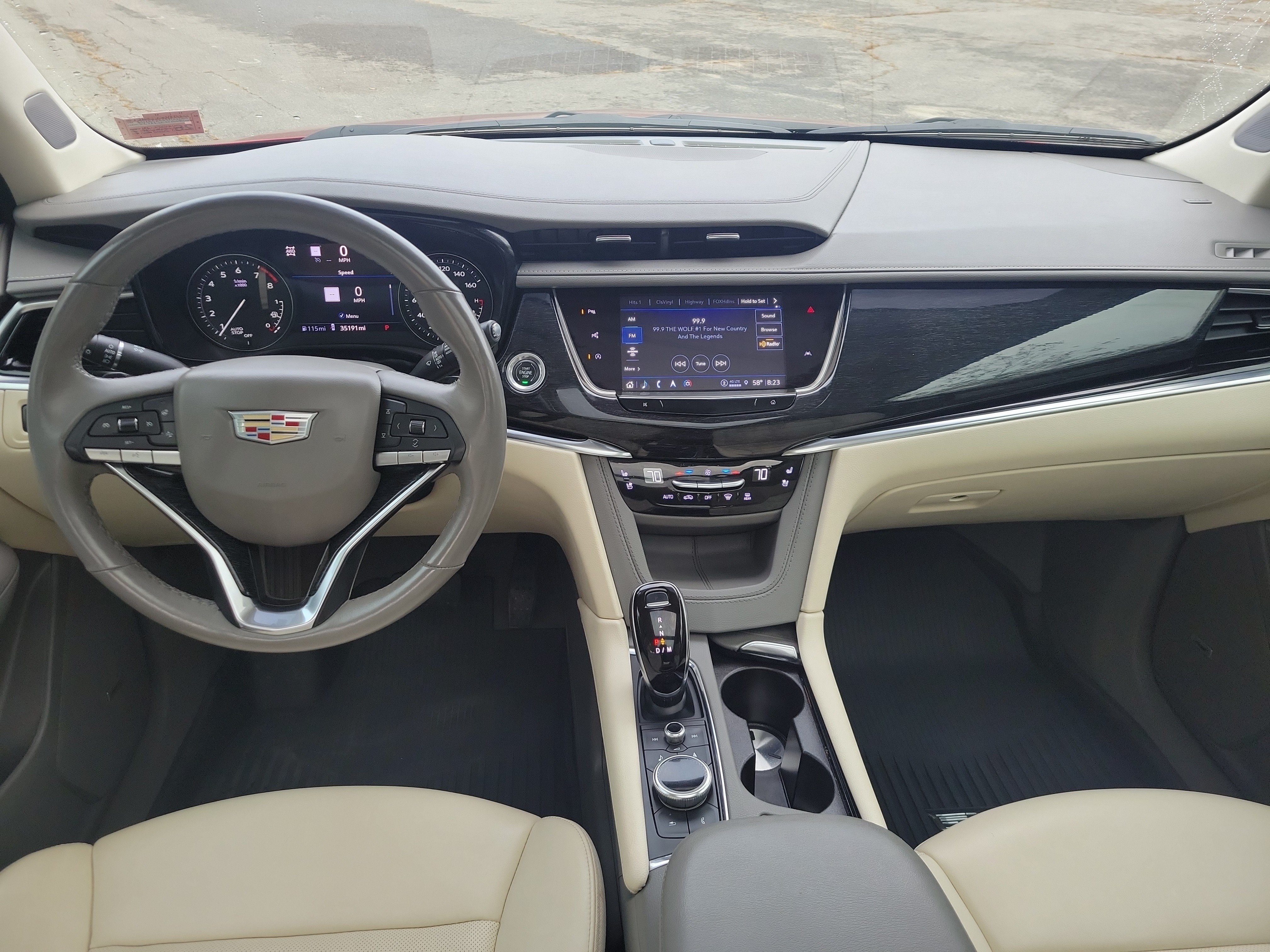 Certified 2022 Cadillac XT6 Premium Luxury w/ Technology Package AWD/4WD image 19