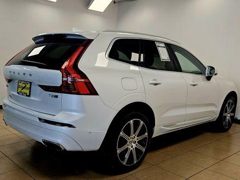 Used 2019 Volvo XC60 T8 Inscription w/ Advanced Package image 4