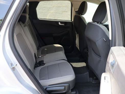 Certified 2020 Ford Escape SE AWD/4WD image 25