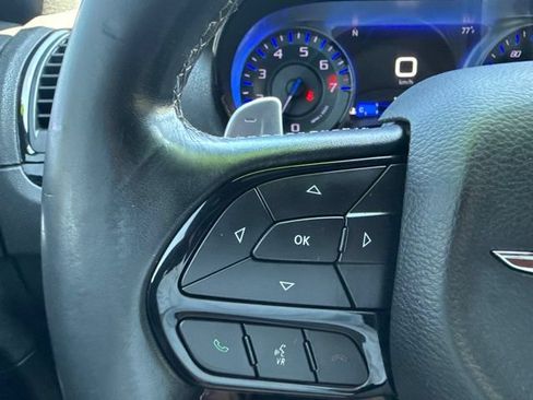 Used 2019 Chrysler 300 S RWD image 16
