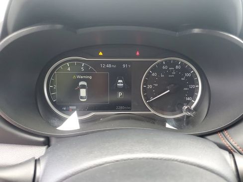 Used 2025 Nissan Versa SR w/ Trunk Package FWD image 19