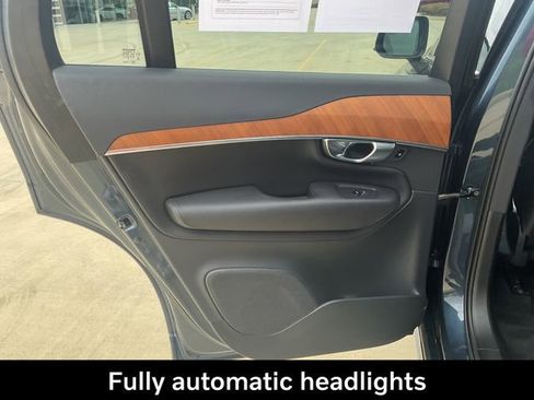 Used 2023 Volvo XC90 B6 Plus w/ Protection Package image 18