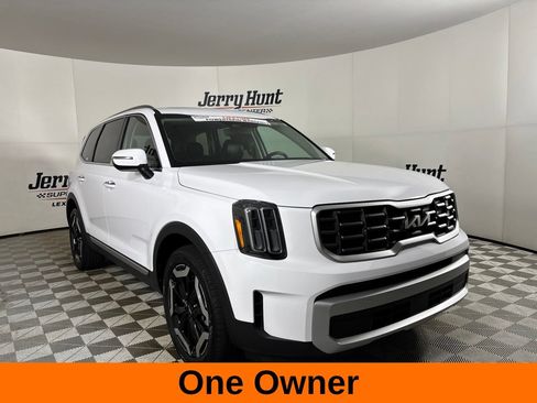 Used 2025 Kia Telluride S FWD image 4