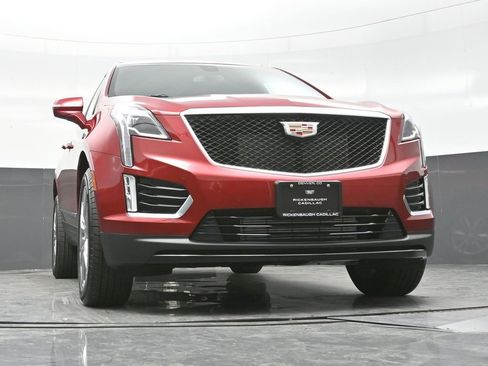 New 2025 Cadillac XT5 Sportv w/ LPO, Floor Liner Package image 18