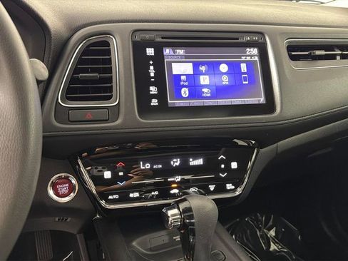 Used 2018 Honda HR-V EX image 21
