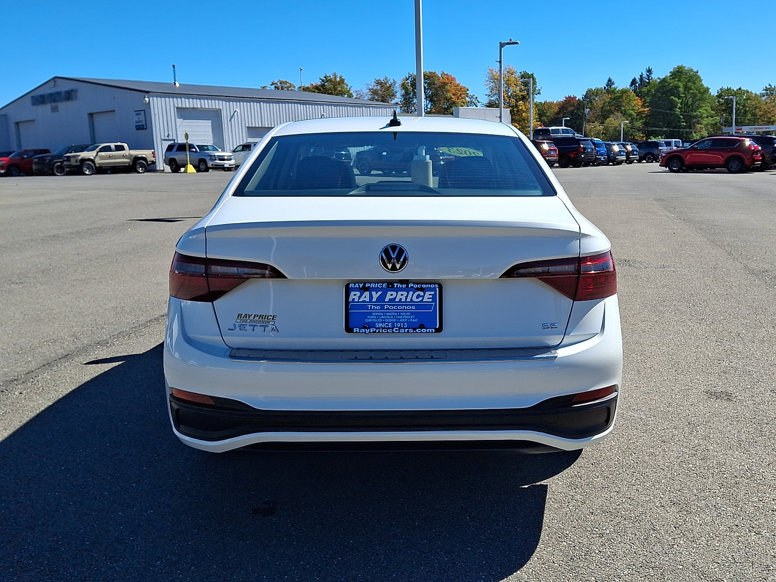 Used 2023 Volkswagen Jetta SE FWD image 5