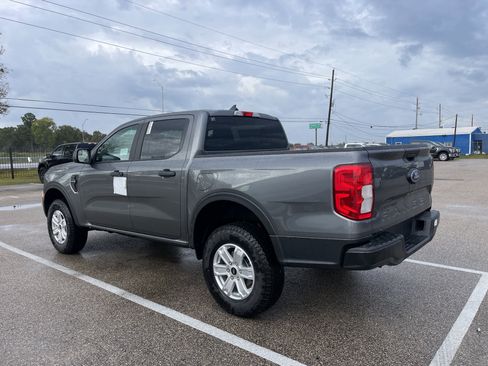 New 2025 Ford Ranger XL image 4