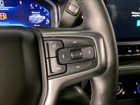 Used 2023 Chevrolet Silverado 1500 LT AWD/4WD image 19