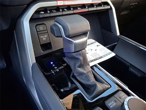 New 2025 Toyota Tundra Platinum image 9