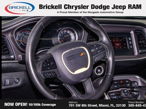 Used 2017 Dodge Challenger SXT image 17