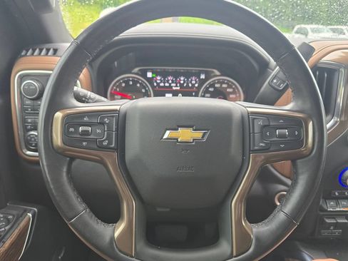 Certified 2021 Chevrolet Silverado 1500 High Country w/ Technology Package AWD/4WD image 25