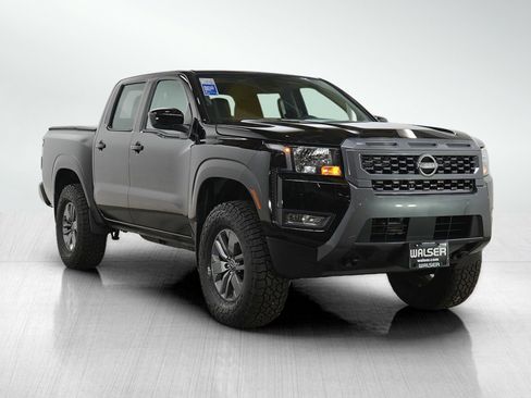 Used 2025 Nissan Frontier SV w/ SV Convenience Package AWD/4WD image 8