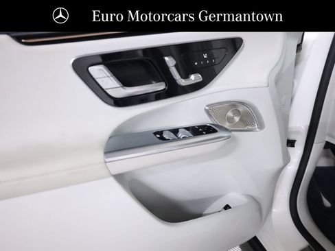 Certified 2023 Mercedes-Benz EQE 500 4MATIC SUV image 10