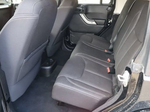Used 2013 Jeep Wrangler Unlimited Sahara w/ Connectivity Group AWD/4WD image 5