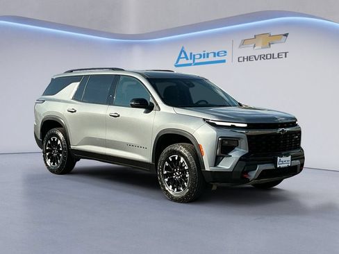 Used 2025 Chevrolet Traverse Z71 AWD/4WD image 7