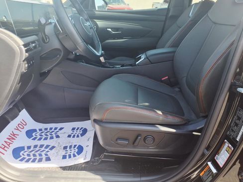 Used 2025 Hyundai Santa Cruz Limited AWD/4WD image 23