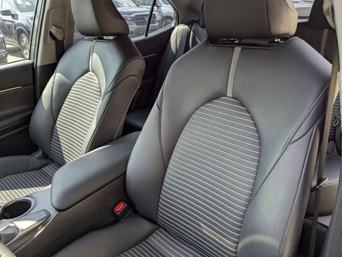 Used 2021 Toyota Camry SE FWD image 26