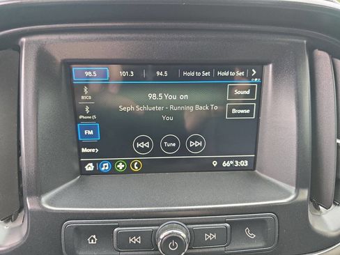 Used 2019 Chevrolet Colorado W/T w/ Custom Special Edition image 15