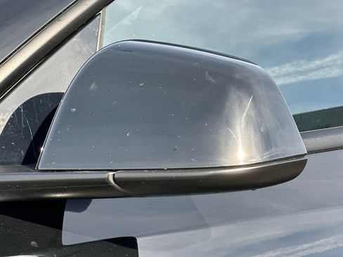 Used 2024 Tesla Model Y Long Range image 50