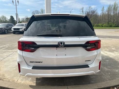 New 2026 Honda Odyssey Sport-L image 4