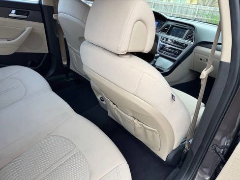 Used 2017 Hyundai Sonata Sport FWD image 17