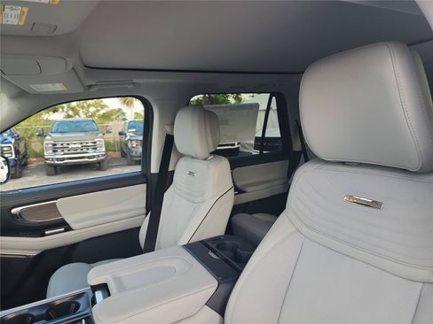 New 2026 Ford Expedition Platinum AWD/4WD image 14