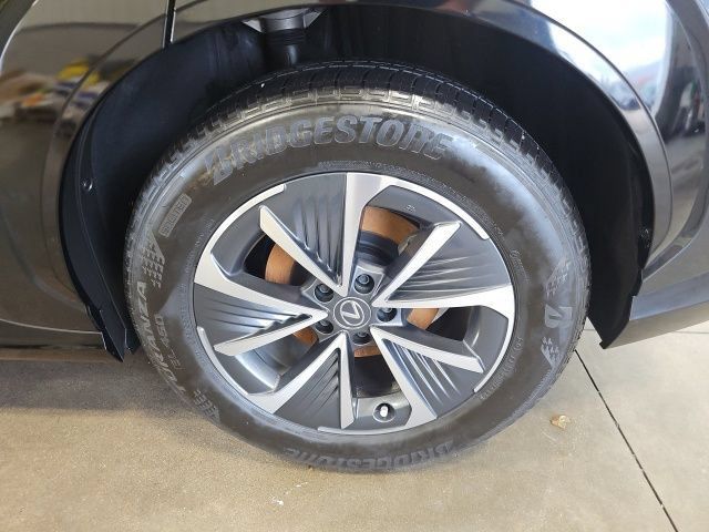 Used 2023 Lexus RZ 450e Premium w/ Technology Package AWD/4WD image 10