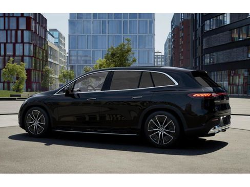 Used 2023 Mercedes-Benz EQS 450+ SUV image 29