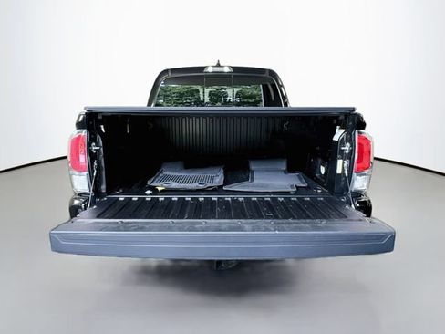 Used 2023 Toyota Tacoma TRD Sport w/ TRD Premium Sport Package AWD/4WD image 28