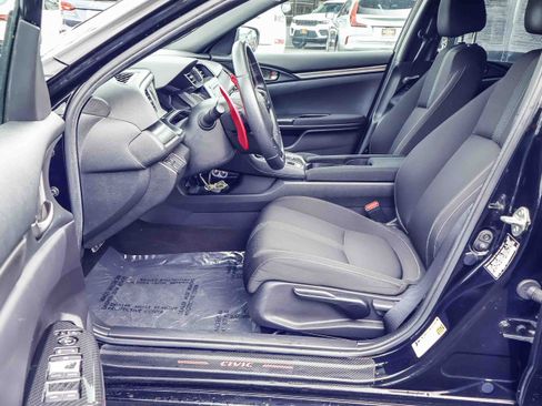 Used 2019 Honda Civic Sport image 2