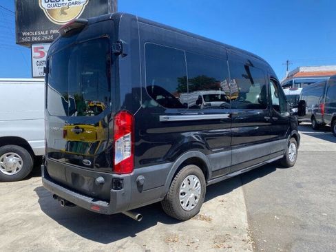 Used 2020 Ford Transit 350 XLT image 6