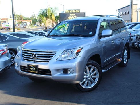 Used 2008 Lexus LX 570 4WD w/ Technology Pkg image 44