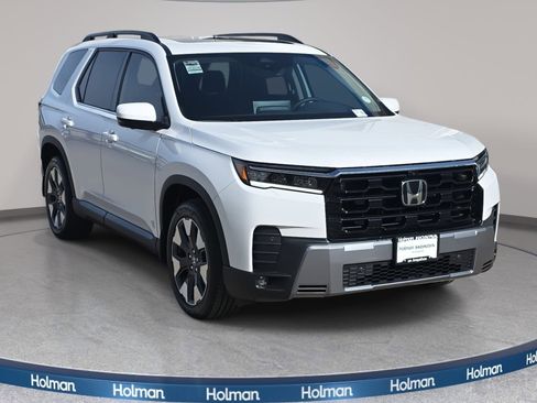 New 2026 Honda Pilot Elite image 3