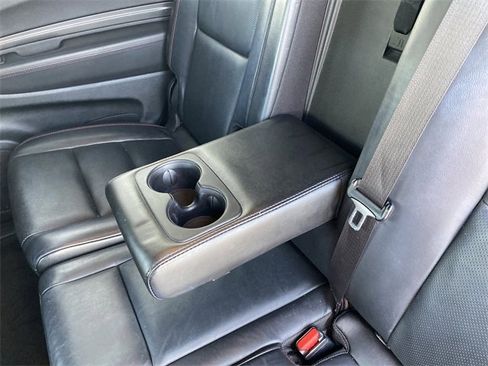 Used 2022 Dodge Durango R/T image 38