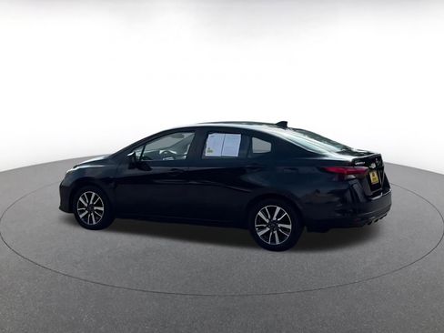 Used 2025 Nissan Versa SV FWD image 10