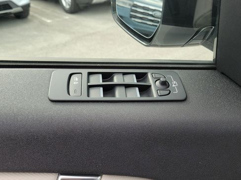 Used 2023 Land Rover Discovery Sport S R-Dynamic image 27