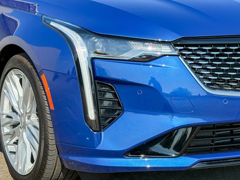 Used 2024 Cadillac CT4 Premium Luxury RWD image 3